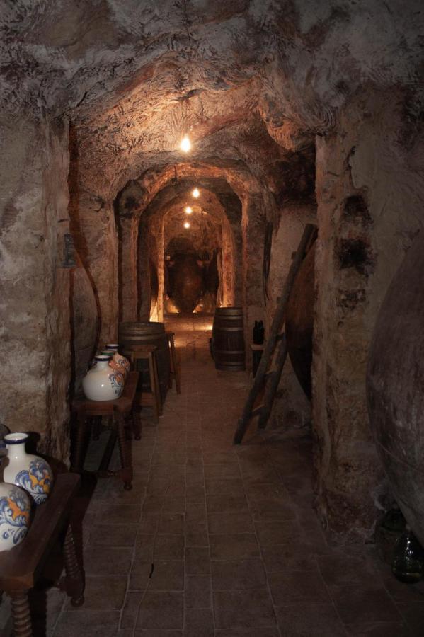 Casa Rural La Bodega, Ofrece Cata De Vino Gratis Horche Exteriér fotografie