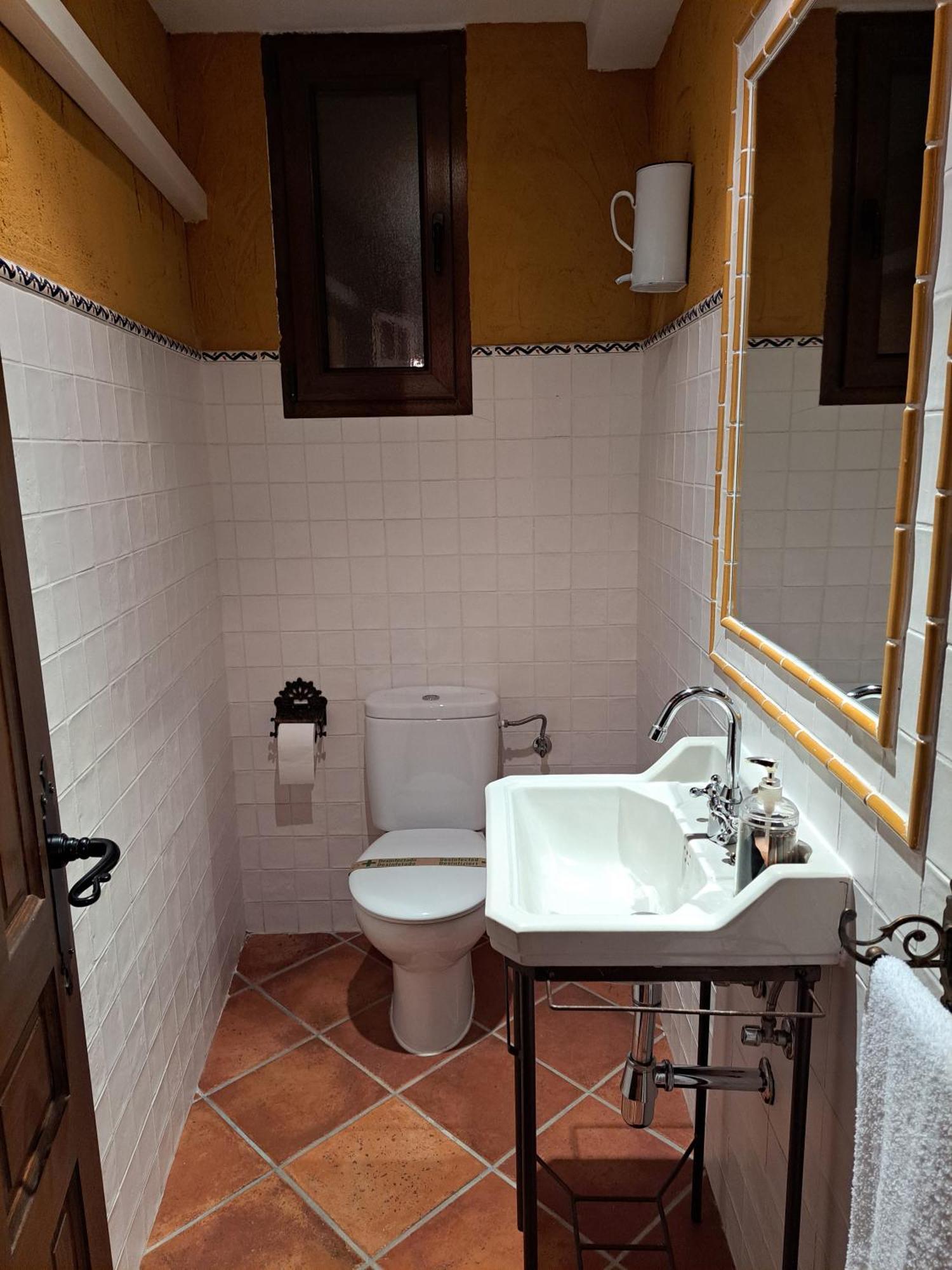Casa Rural La Bodega, Ofrece Cata De Vino Gratis Horche Exteriér fotografie