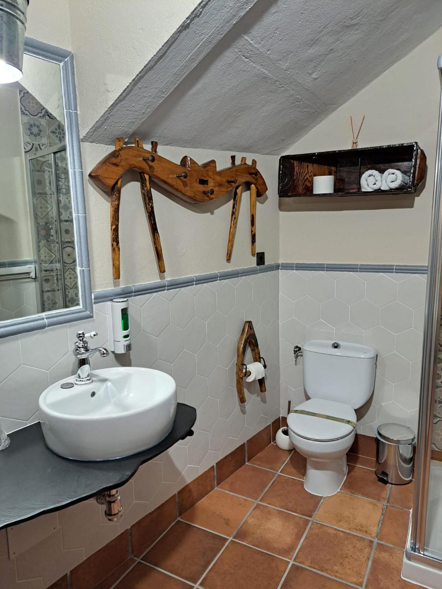 Casa Rural La Bodega, Ofrece Cata De Vino Gratis Horche Exteriér fotografie